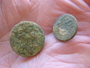 Buttons from excavations at the Drennan-Scott House in Van Buren, AR.