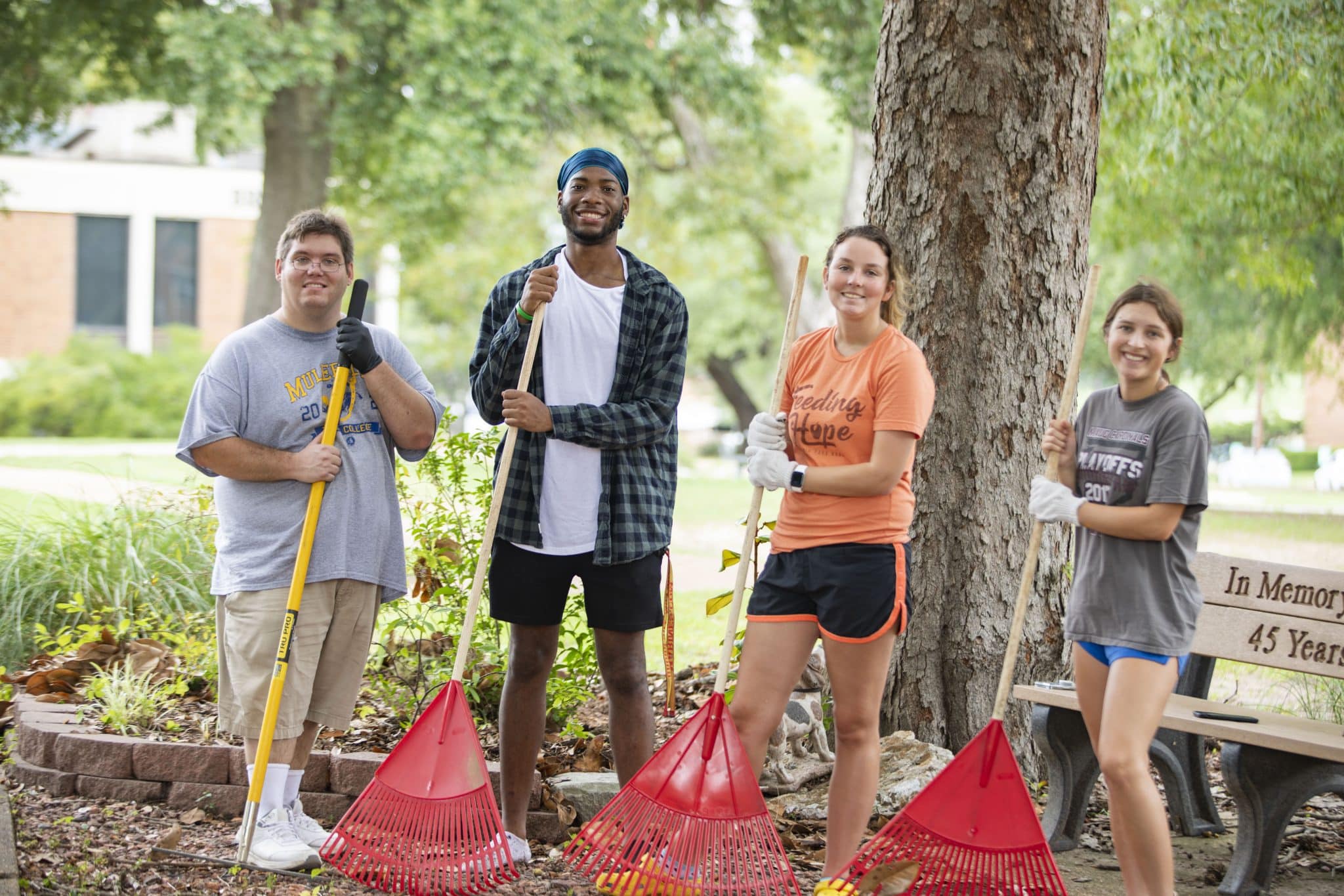 FA22 Campus Clean Up0811_7